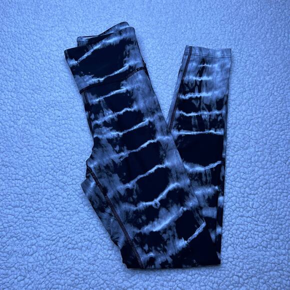 Nicole Miller Black White Tie Dye Set Crop Top Leggings Small - Picture 2 of 15